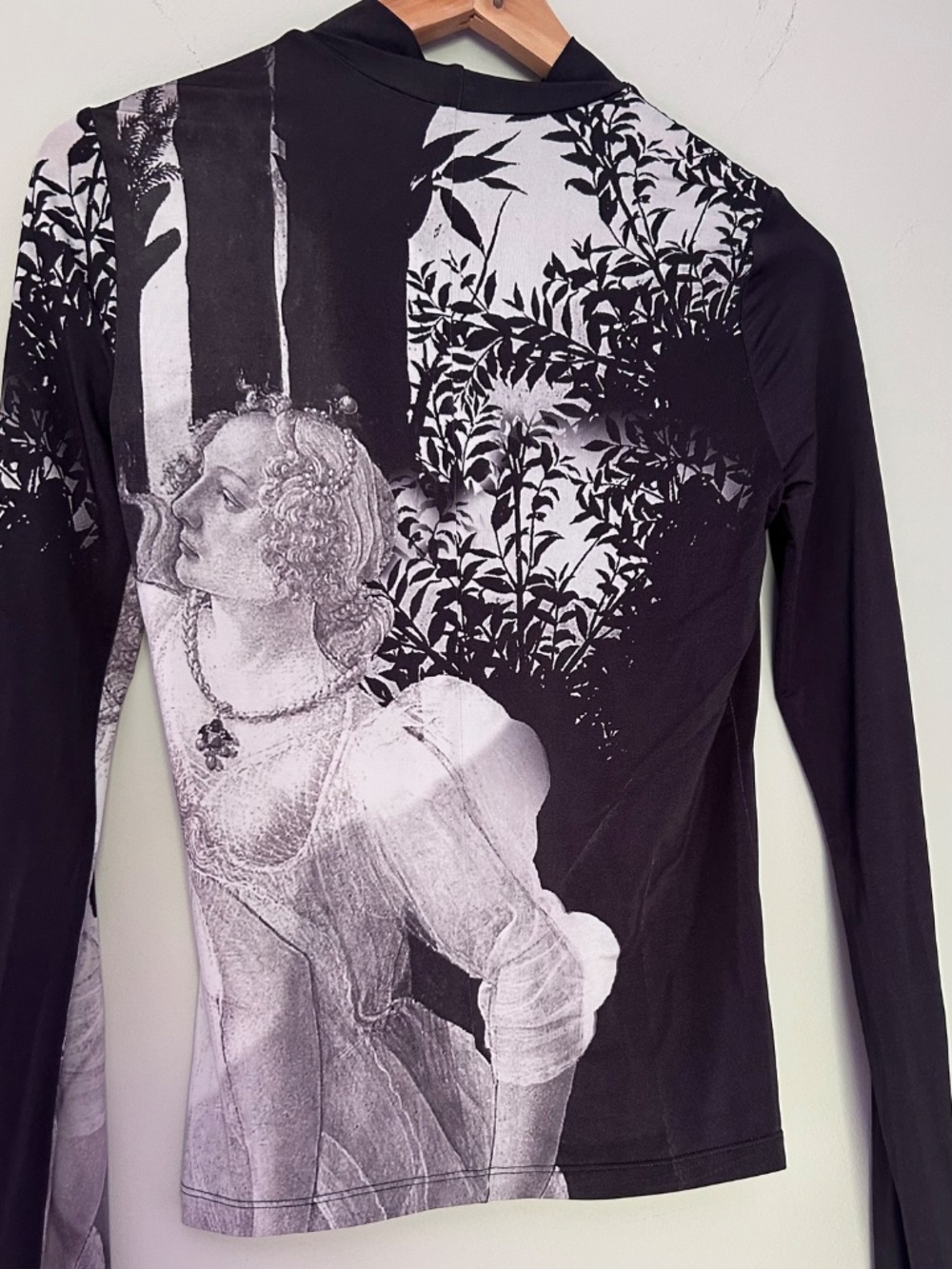 Alice + Olivia Delaina Renaissance Fresco Top size S - Picture 10 of 14
